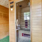Knusse Wellness Op De Veluwe 木屋 皮滕